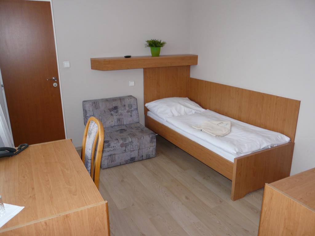 Hotel Ondras Zlin Room photo