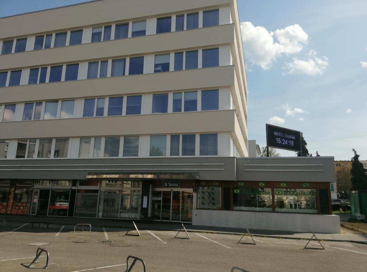 Hotel Ondras Zlin Exterior photo